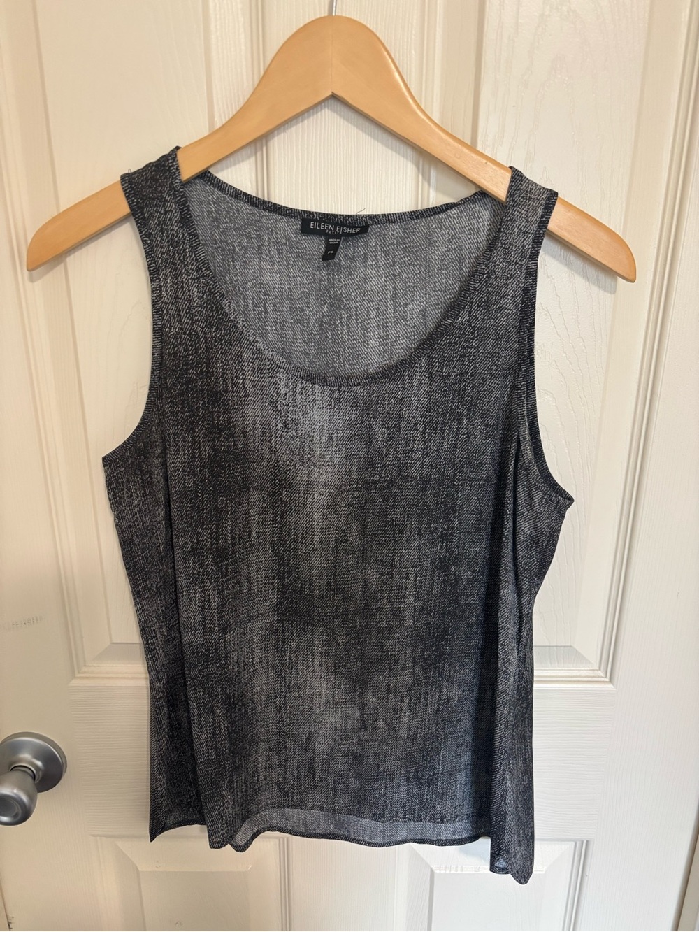 Eileen Fisher Petite 100% Silk Sleeveless Tank Top Gray PS Minimalist Luxe Shell